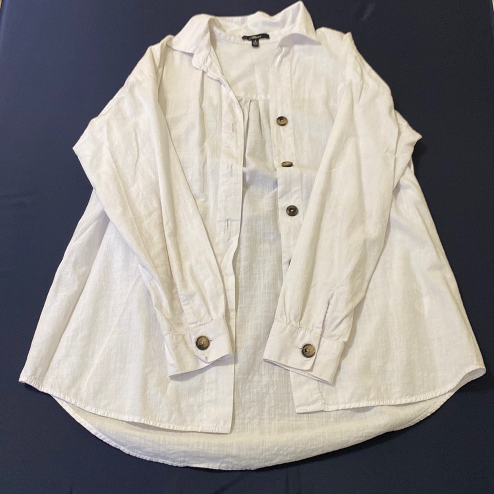 Mavi Small Button Up - Picture 2 of 2